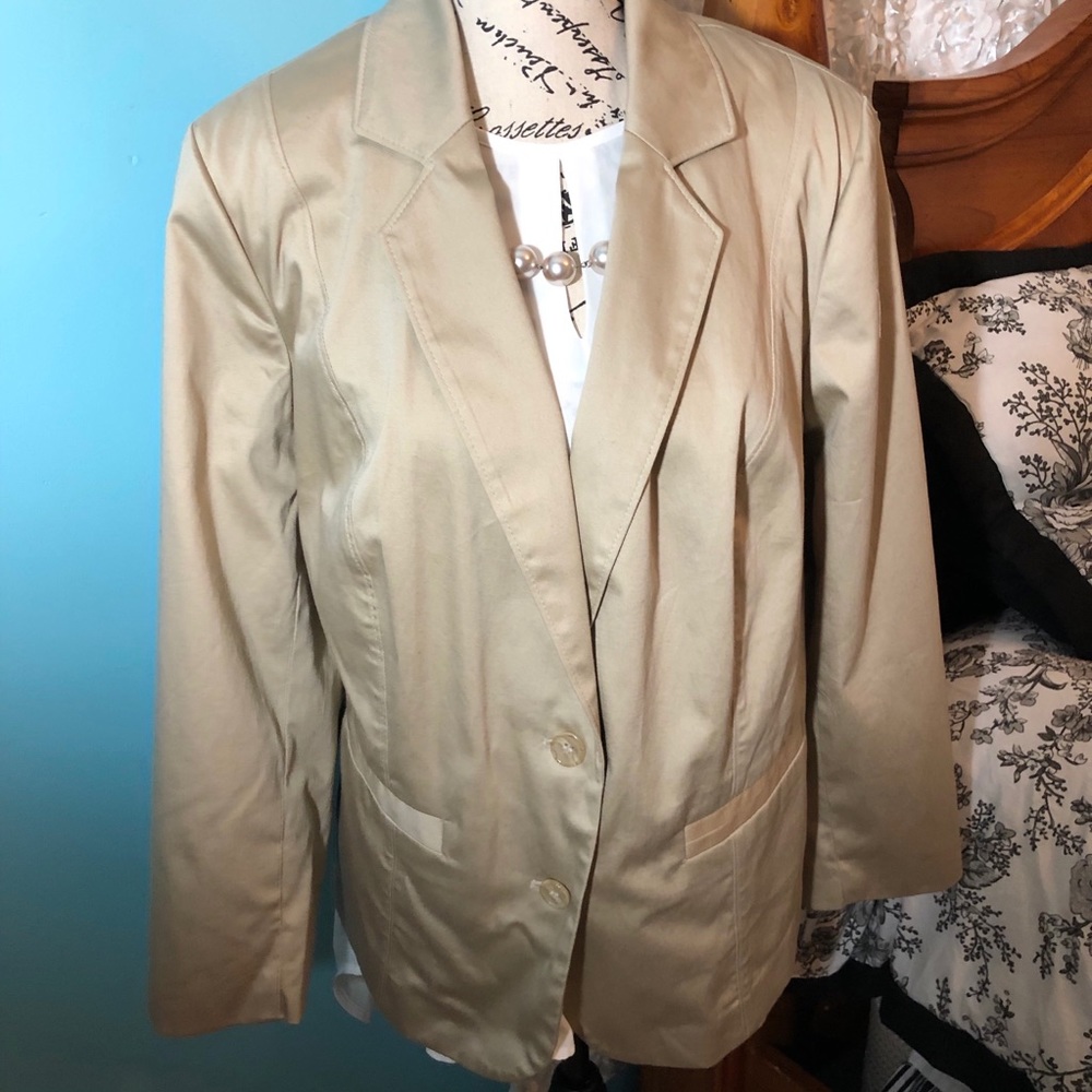 NWT Lane Bryant Khaki Blazer Size 18 - Picture 4 of 9